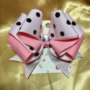 3Bows X $15 or 1X$7 Hand Made Hair clip, bow 👑